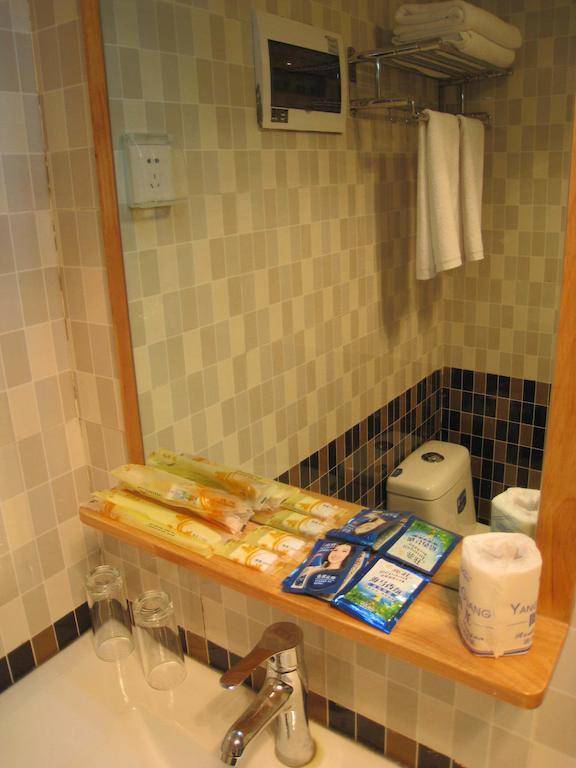 Chun Tian Hui Gu Holiday Hotel Куньмін Номер фото