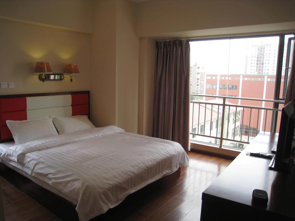 Chun Tian Hui Gu Holiday Hotel Куньмін Номер фото