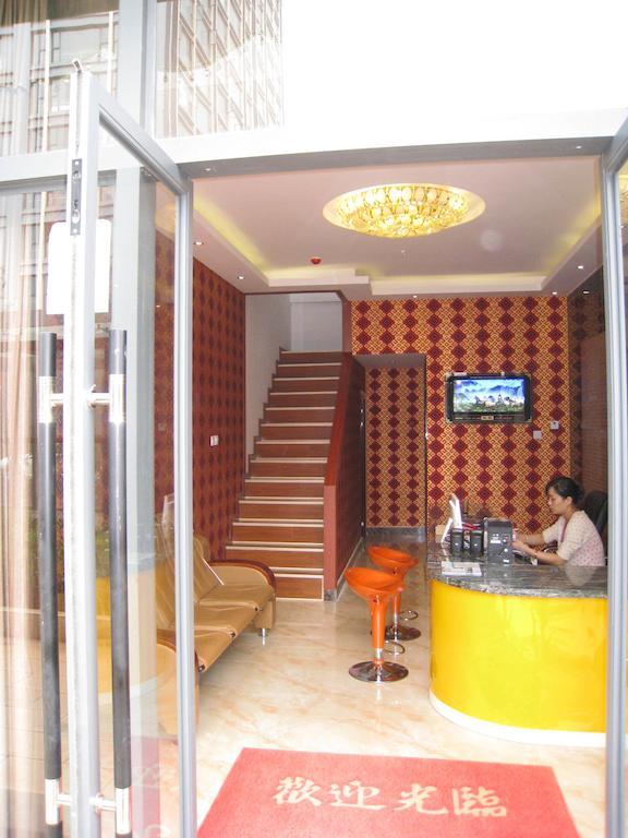 Chun Tian Hui Gu Holiday Hotel Куньмін Екстер'єр фото